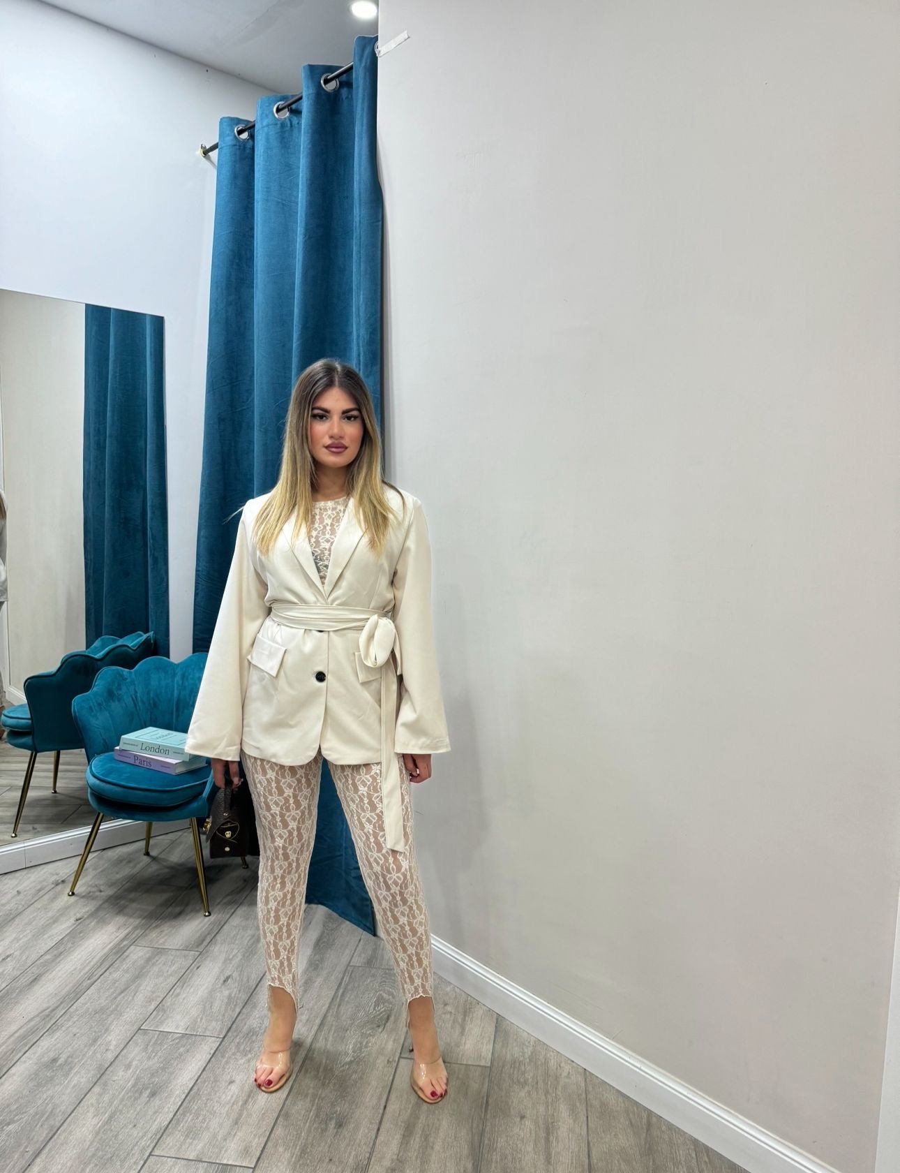 Blazer Con Cintura